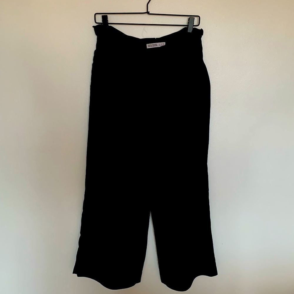 Zara Basic black wide leg pleated trouser chic and sophisticated size 8